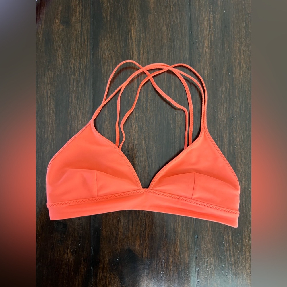 RARE Lululemon Water: Salty Swim Cross Back Top Reversible - size 4
